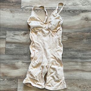 SKIMS Soft Cream Shapewear Bodysuit